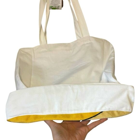 Authentic Ecuadorian Hand Woven Tote - Picture 8 of 10